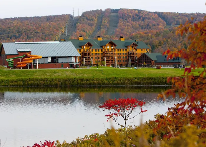 Hope Lake Lodge & Indoor Waterpark